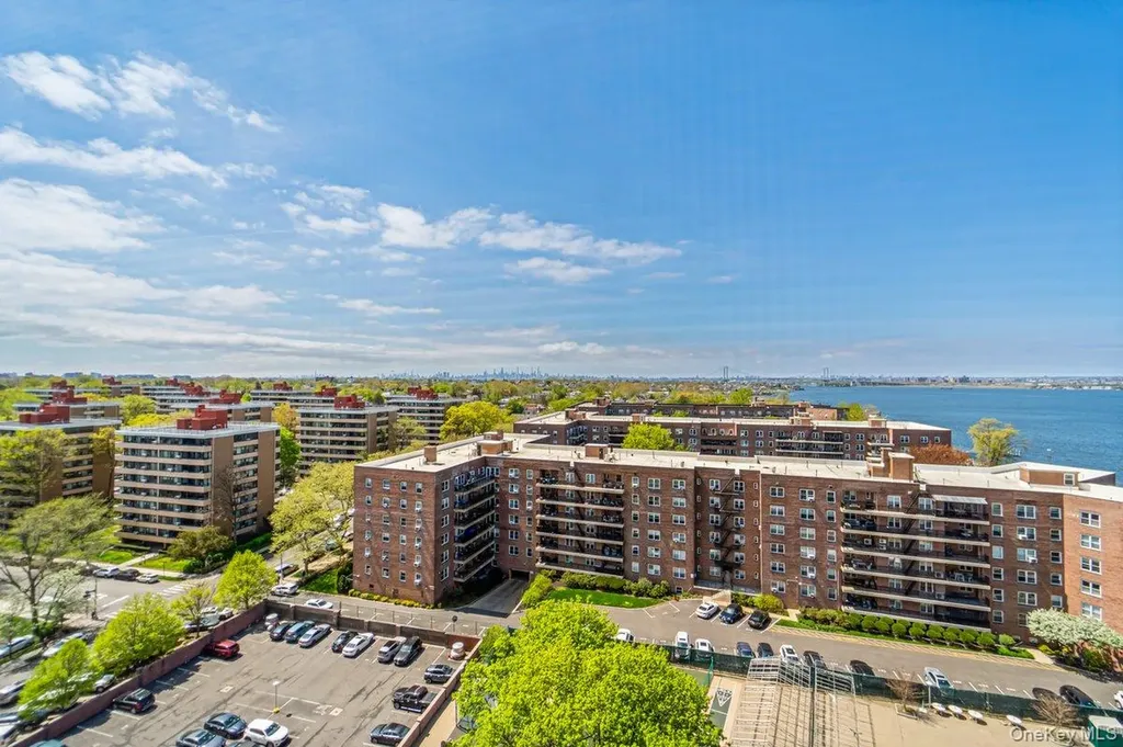 166-25 Powells Cove Boulevard Beechhurst NY 11357