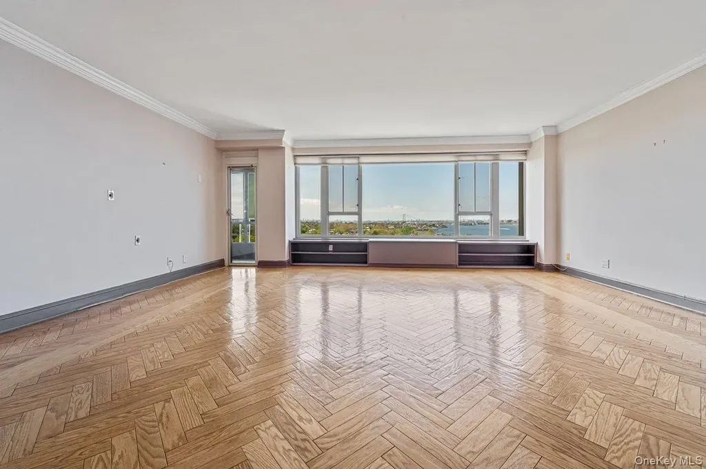166-25 Powells Cove Boulevard Beechhurst NY 11357