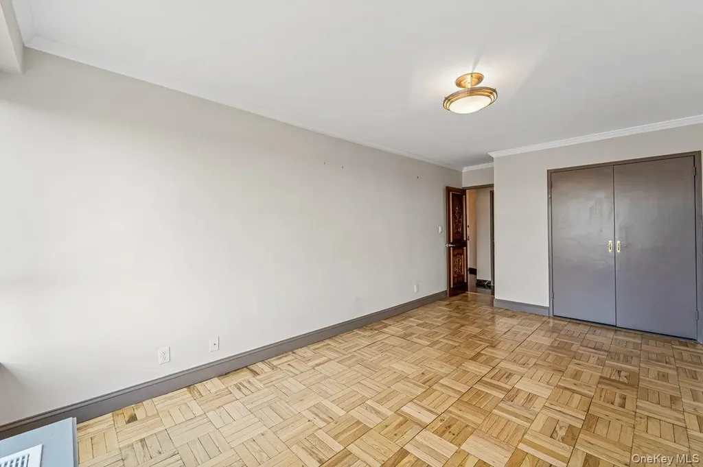 166-25 Powells Cove Boulevard Beechhurst NY 11357