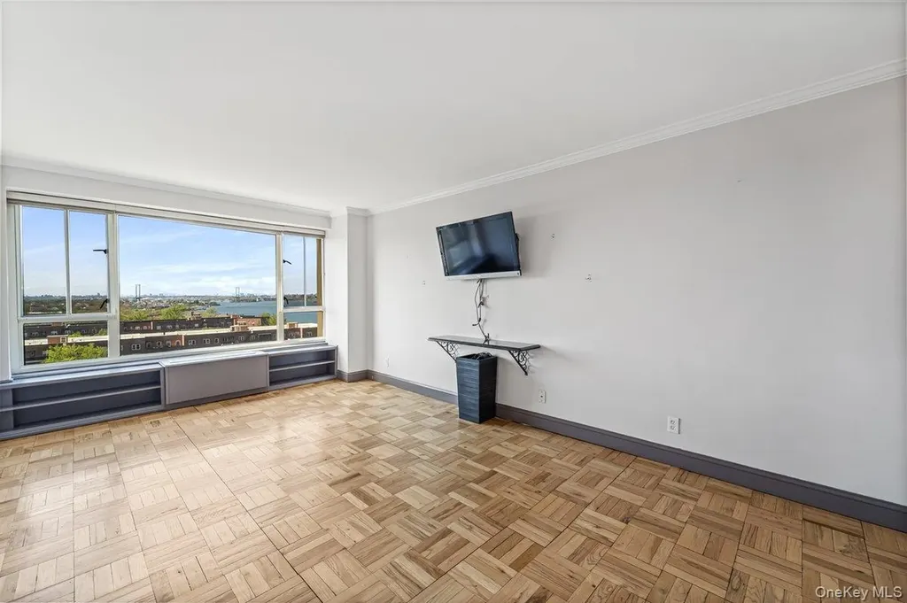 166-25 Powells Cove Boulevard Beechhurst NY 11357