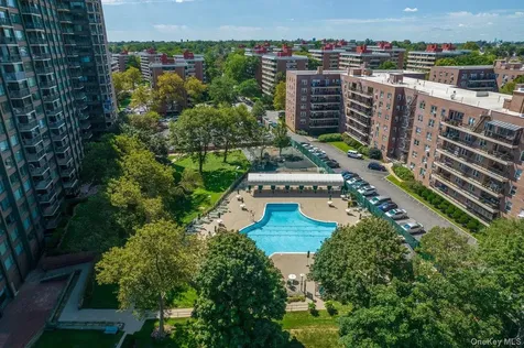 166-25 Powells Cove Boulevard Beechhurst NY 11357