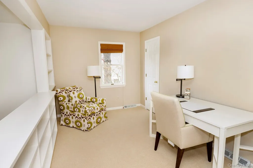 33 Upper Lane Millbrook NY 12545