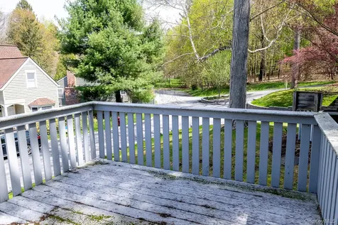 33 Upper Lane Millbrook NY 12545