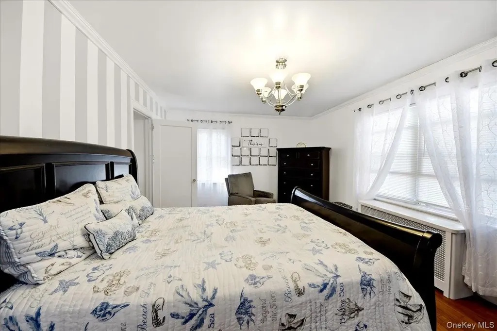 2042 Bogart Avenue Bronx NY 10462