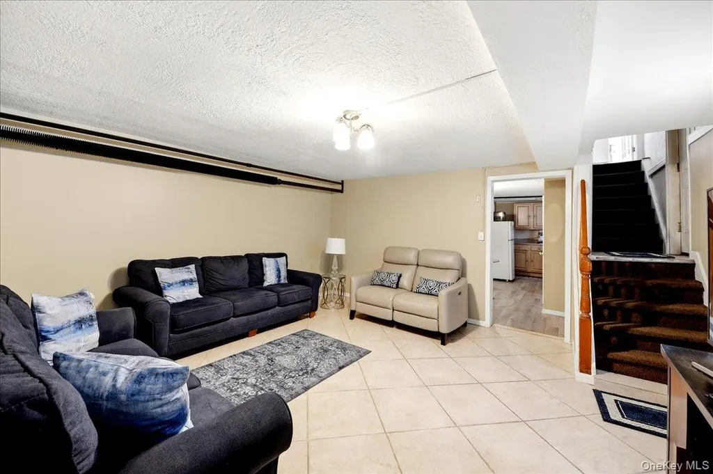 2042 Bogart Avenue Bronx NY 10462