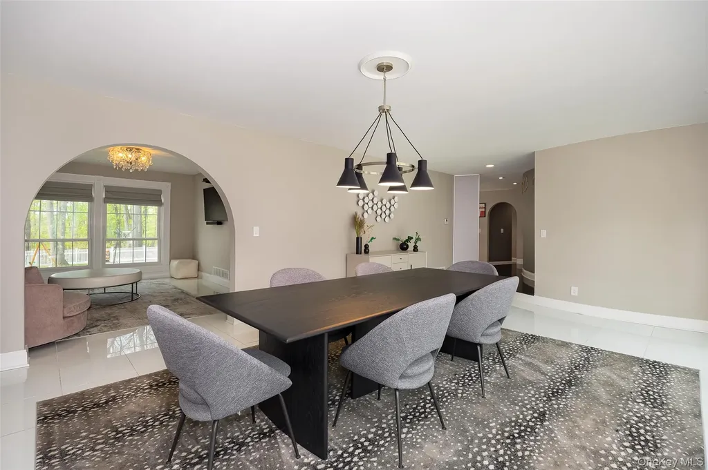 10 Quail Ridge Road Hyde Park NY 12538