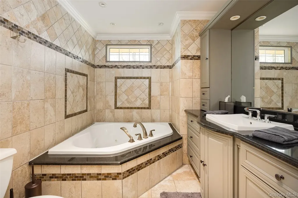 10 Quail Ridge Road Hyde Park NY 12538