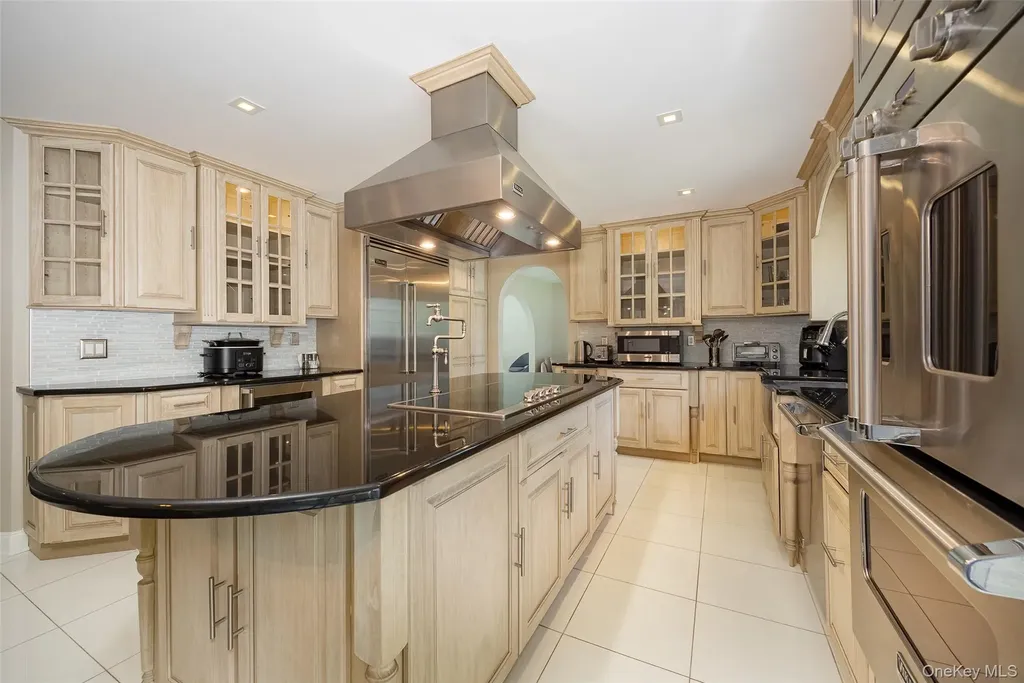 10 Quail Ridge Road Hyde Park NY 12538