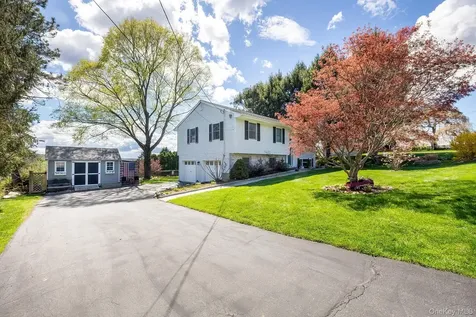 27 Morningside Drive Patterson NY 12563