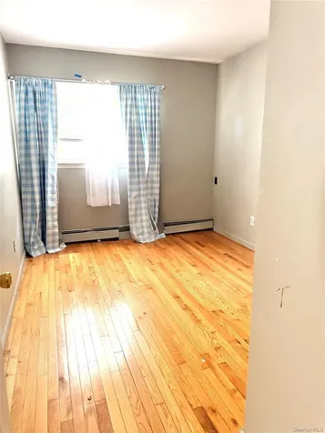 13 Hampton Avenue Mastic NY 11950