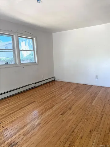 13 Hampton Avenue Mastic NY 11950