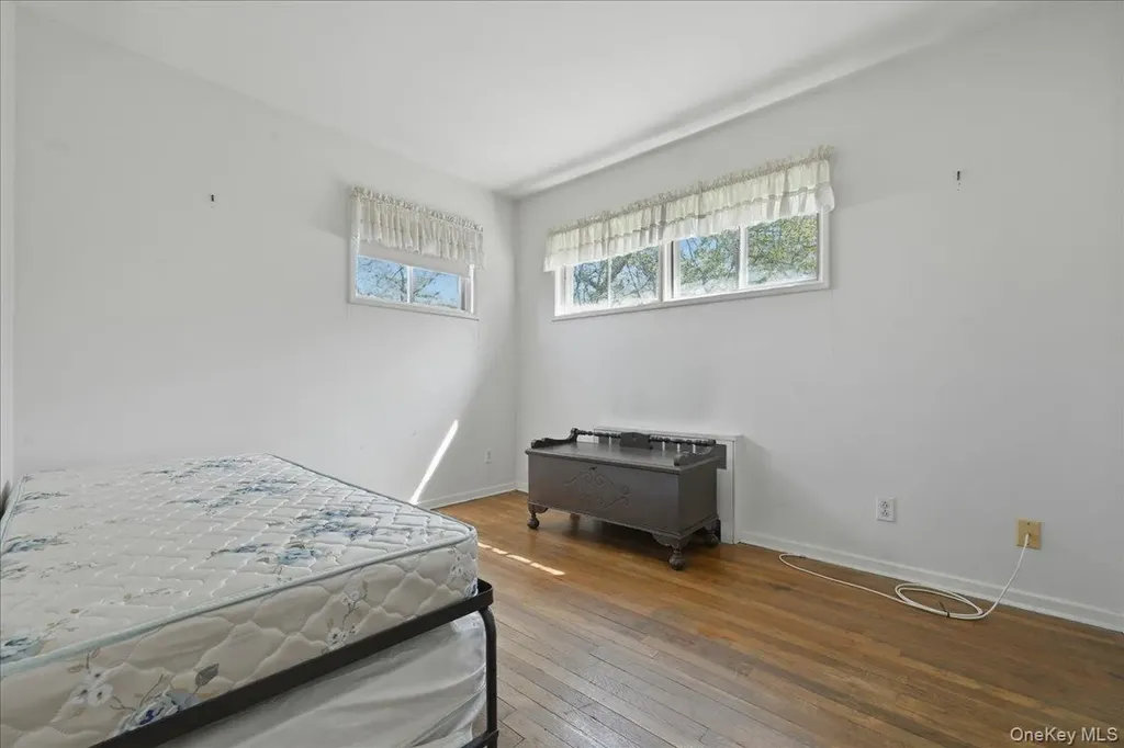 49 Forrest Place Amityville NY 11701