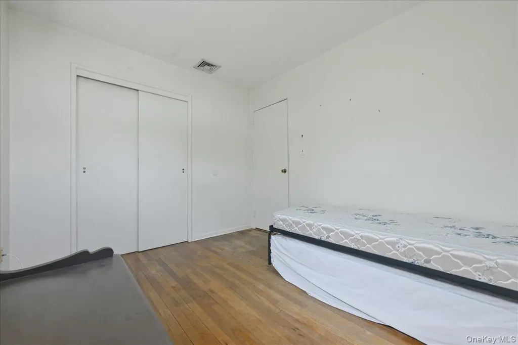 49 Forrest Place Amityville NY 11701