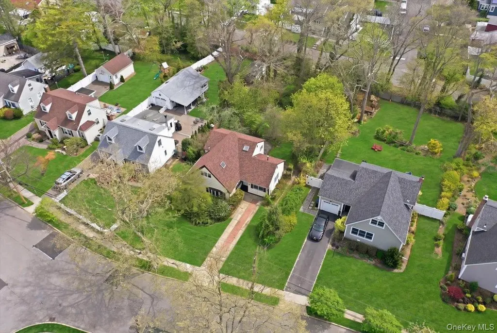 49 Forrest Place Amityville NY 11701