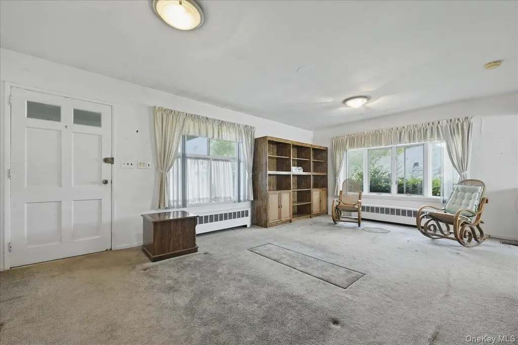 49 Forrest Place Amityville NY 11701