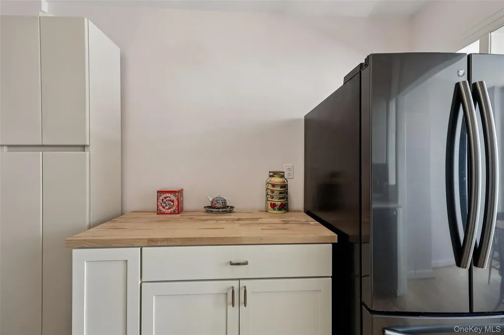 2 Salisbury Point Nyack NY 10960