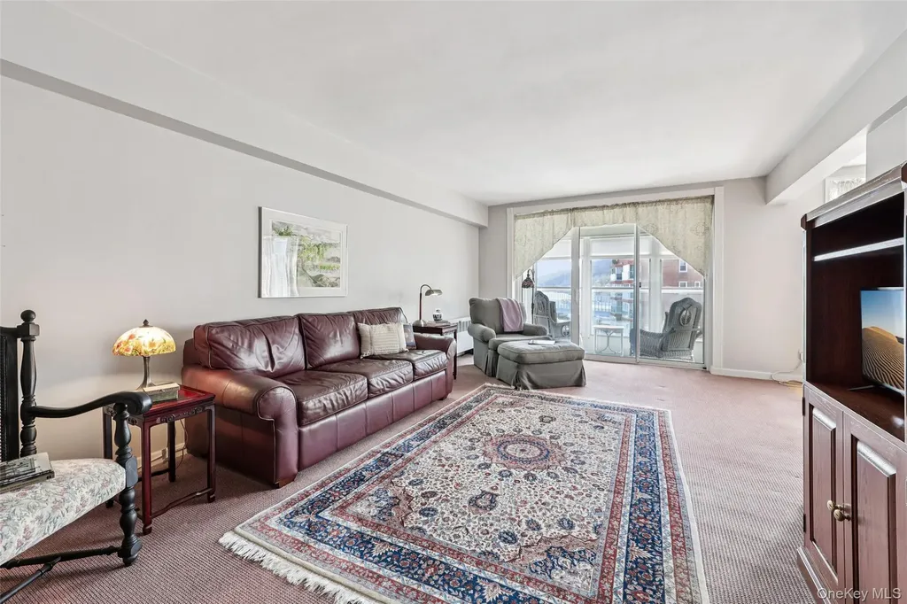 2 Salisbury Point Nyack NY 10960