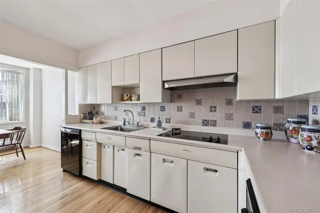 2 Salisbury Point Nyack NY 10960