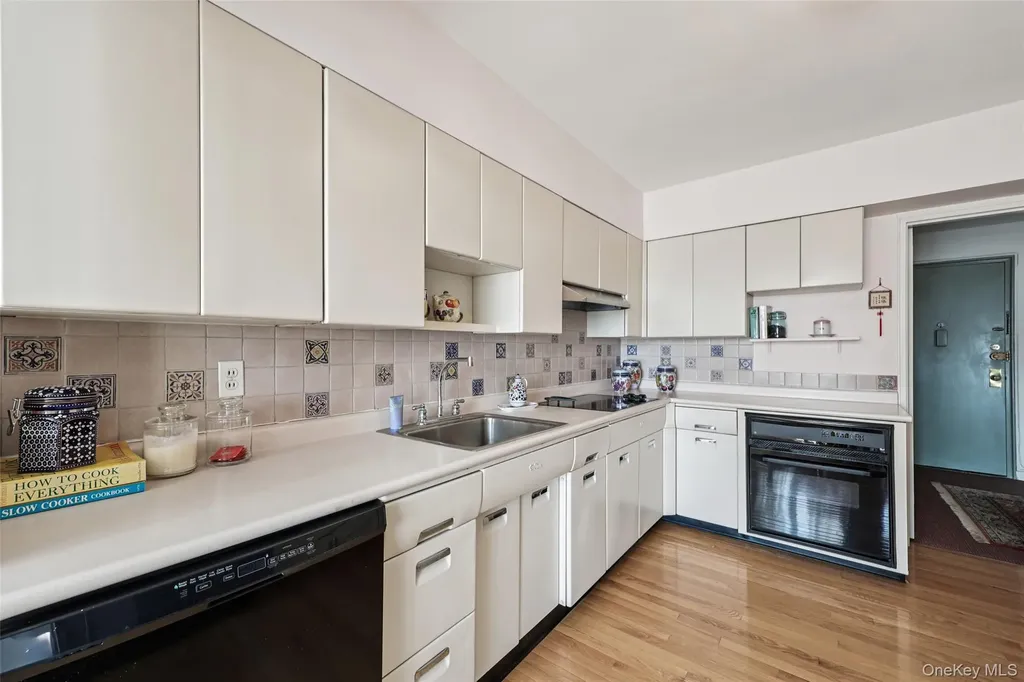 2 Salisbury Point Nyack NY 10960