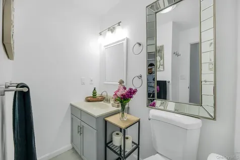 312 S 6th Avenue Mount Vernon NY 10550