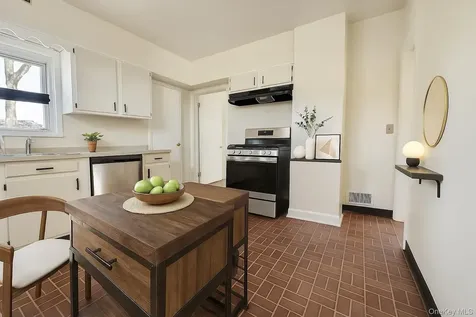 505 Prospect Avenue Mamaroneck NY 10543