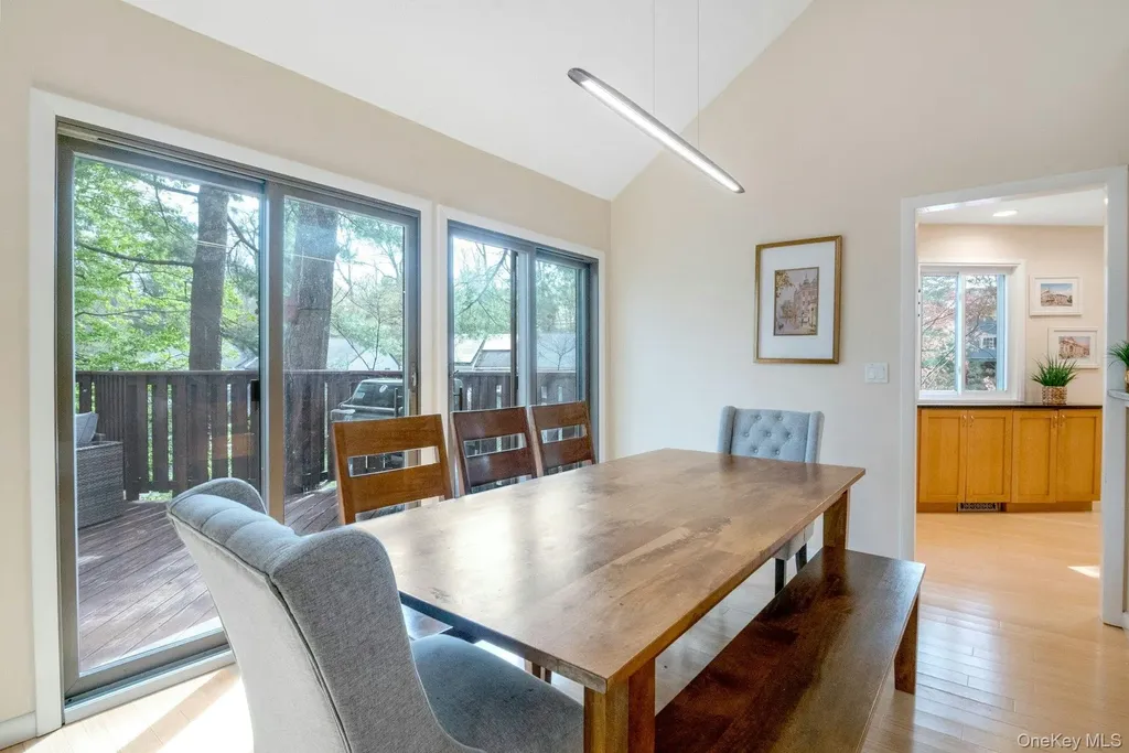 32 Boulder Lane Goldens Bridge NY 10526