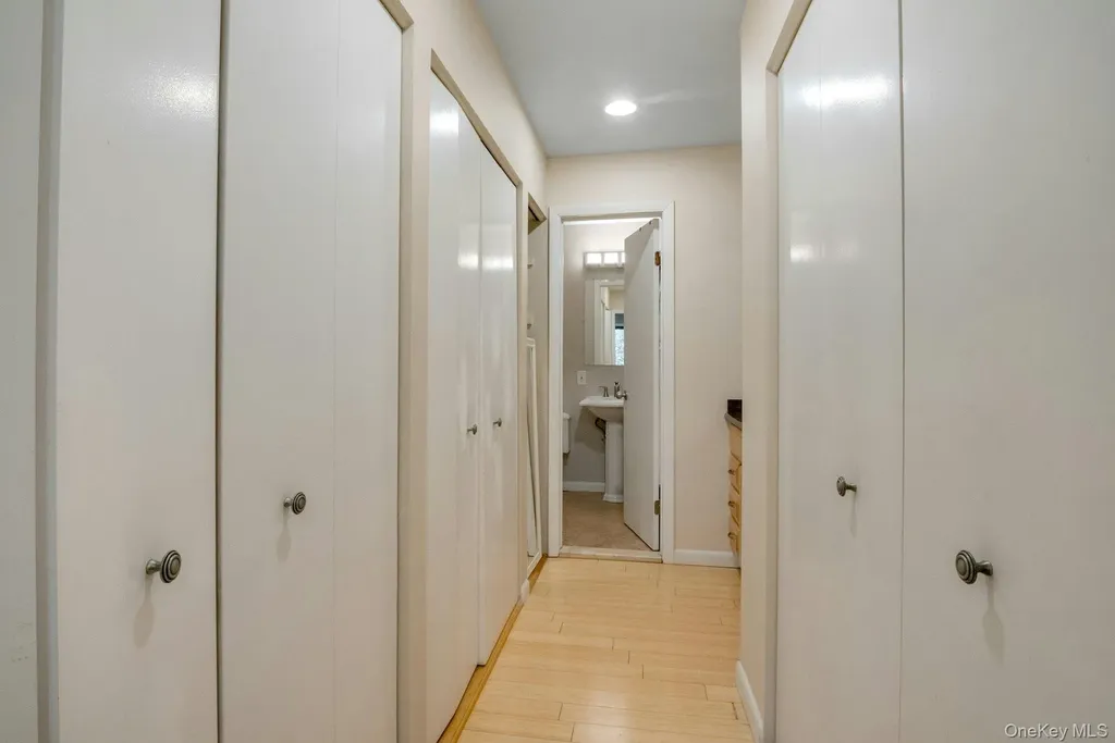 32 Boulder Lane Goldens Bridge NY 10526