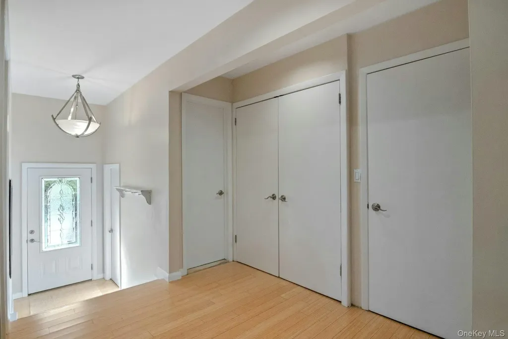 32 Boulder Lane Goldens Bridge NY 10526