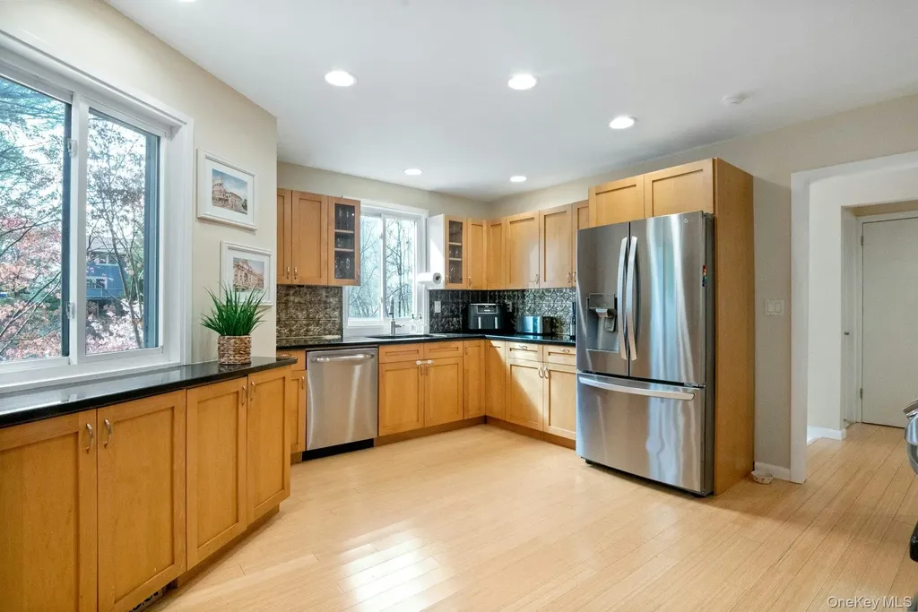 32 Boulder Lane Goldens Bridge NY 10526