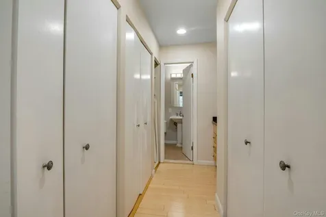 32 Boulder Lane Goldens Bridge NY 10526