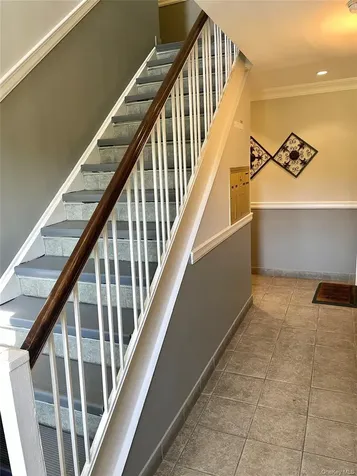 223 Schrade Road Briarcliff Manor NY 10510