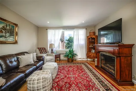 223 Schrade Road Briarcliff Manor NY 10510