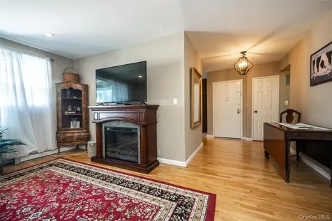 223 Schrade Road Briarcliff Manor NY 10510
