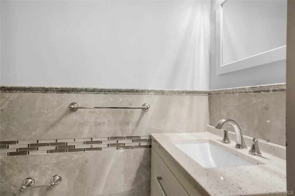 882 Union Avenue Bronx NY 10459