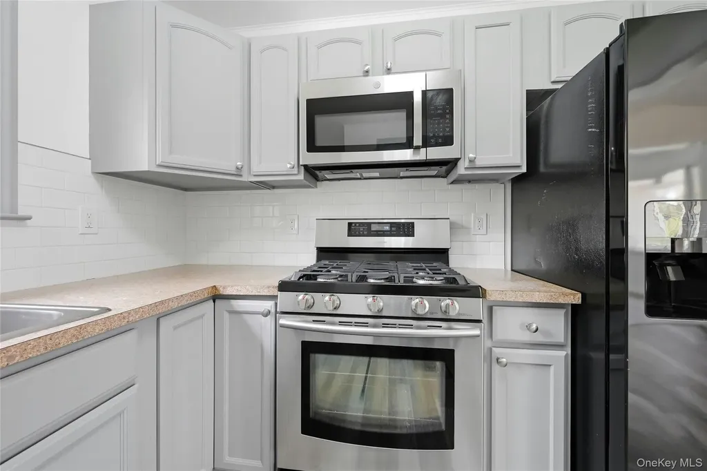 62 Margaret Drive Coram NY 11727
