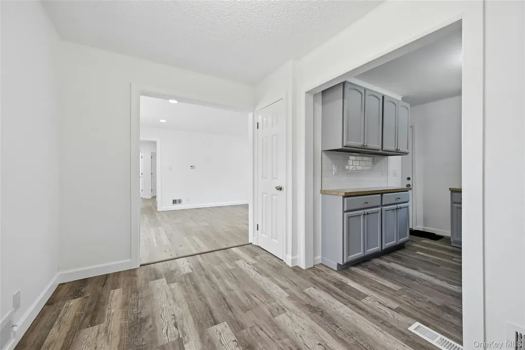 62 Margaret Drive Coram NY 11727