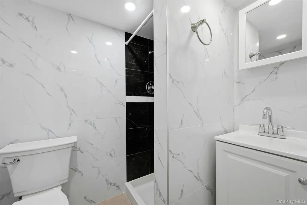 62 Margaret Drive Coram NY 11727