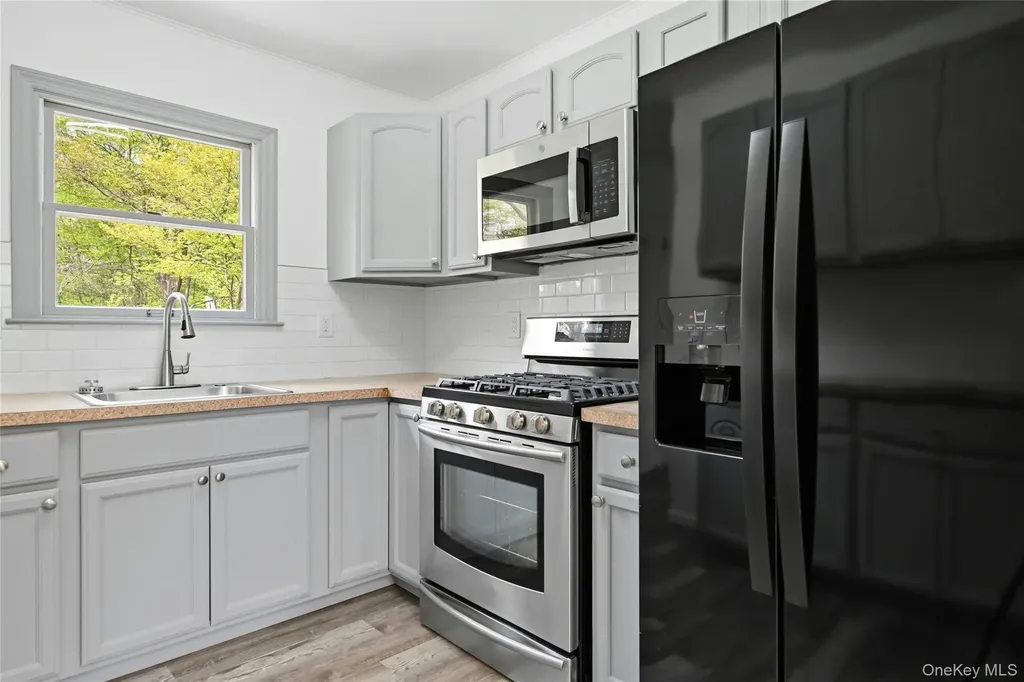 62 Margaret Drive Coram NY 11727