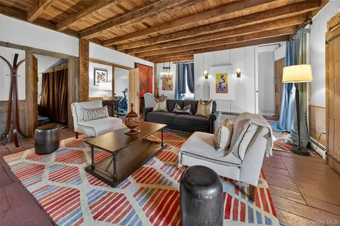 1141 Old Quaker Hill Road Pawling NY 12564
