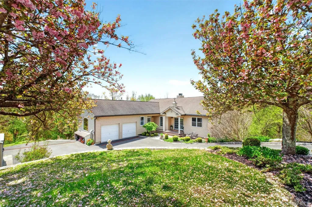 24 Powderhorn Road Patterson NY 12563