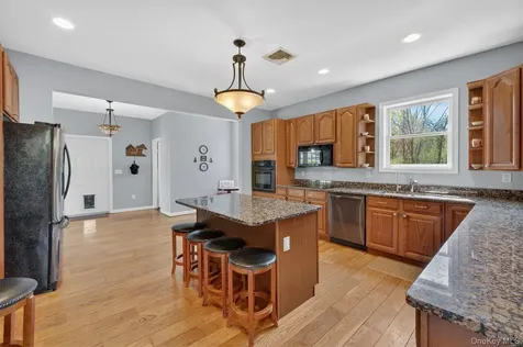 24 Powderhorn Road Patterson NY 12563