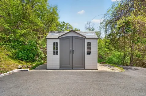 24 Powderhorn Road Patterson NY 12563