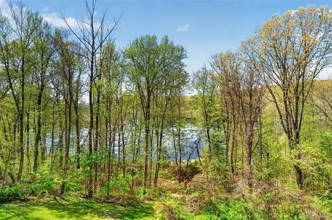24 Powderhorn Road Patterson NY 12563