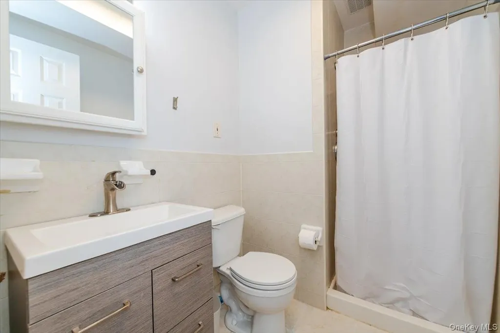 1436 Outlook Avenue Bronx NY 10465