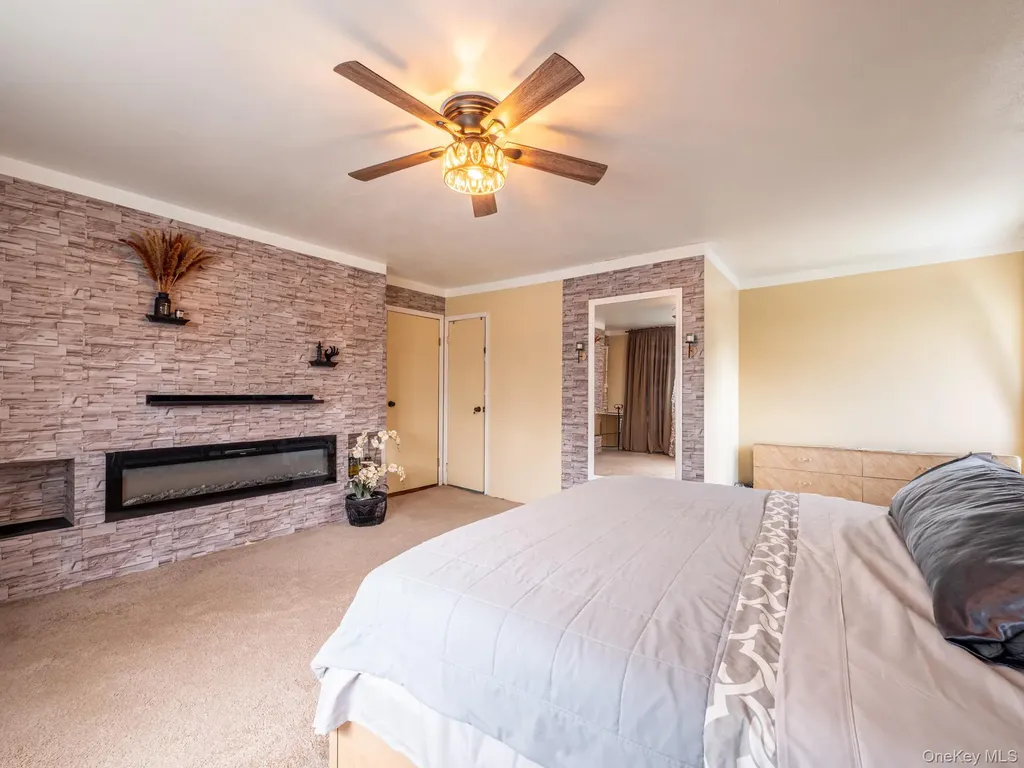 19 Milford Drive Central Islip NY 11722