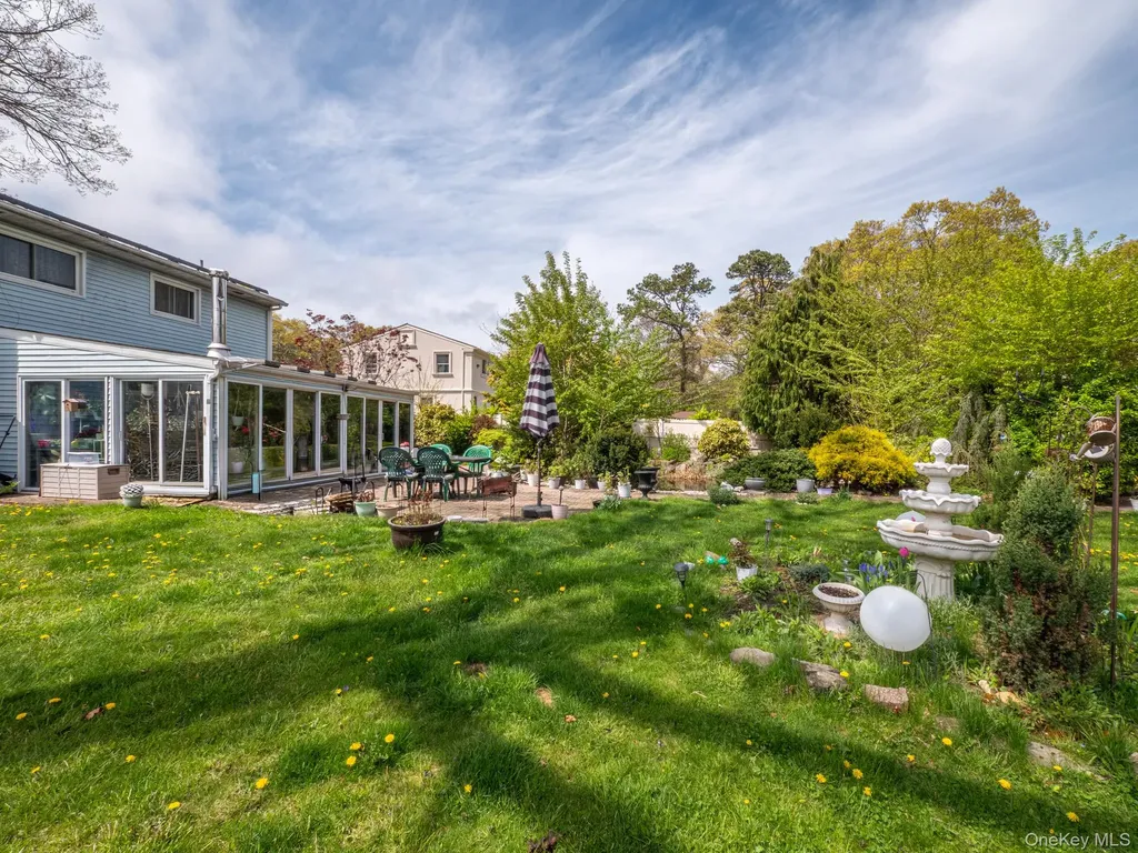 19 Milford Drive Central Islip NY 11722