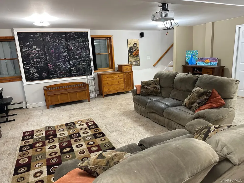 322 E Beech Long Beach NY 11561