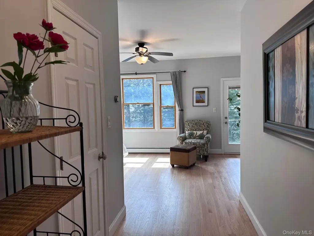 322 E Beech Long Beach NY 11561