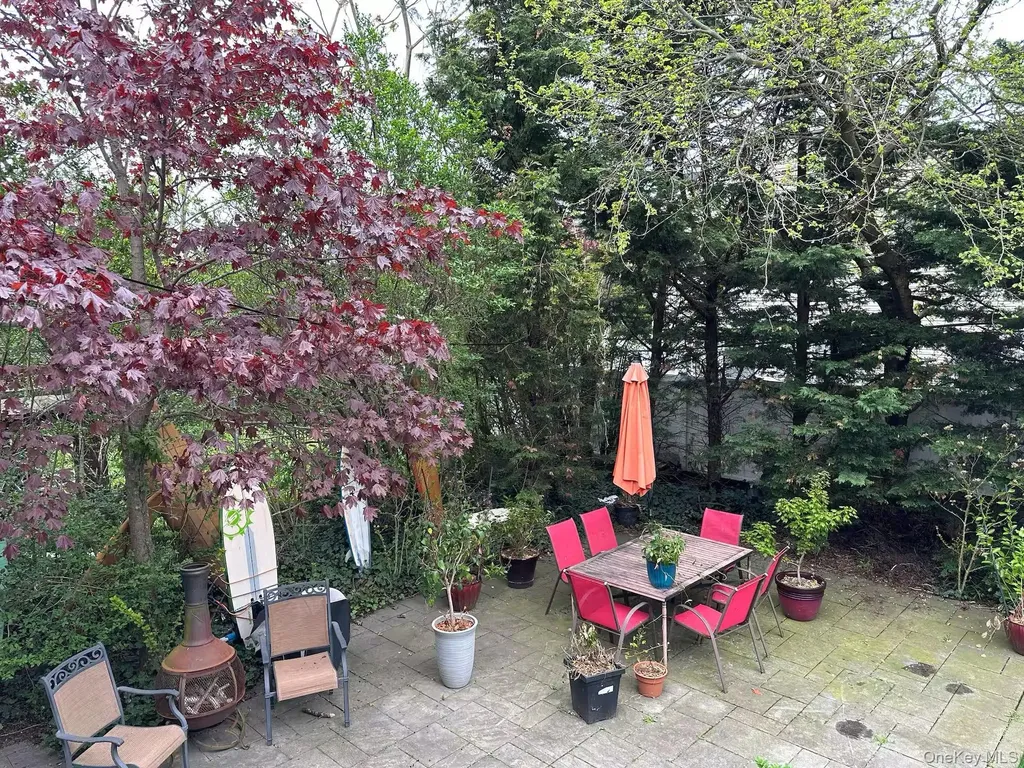 322 E Beech Long Beach NY 11561