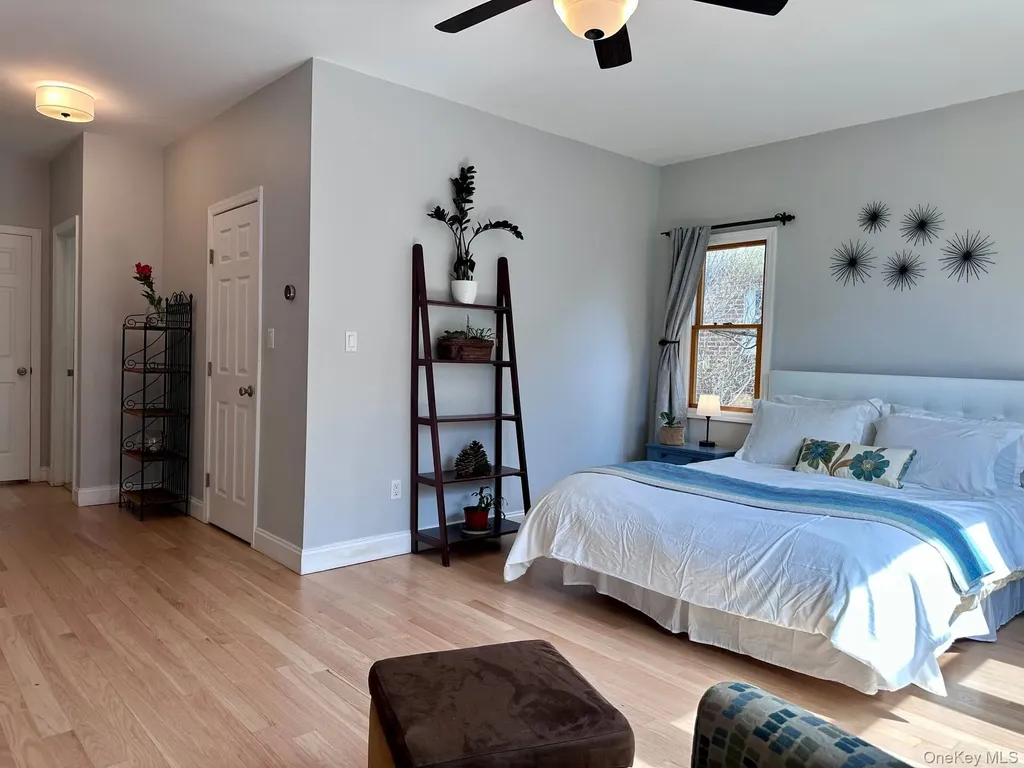 322 E Beech Long Beach NY 11561